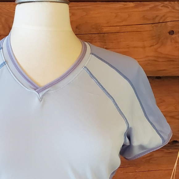 2 Set of Patagonia Base Layer Hiking Womens Tee Shirts - Picture 8 of 13